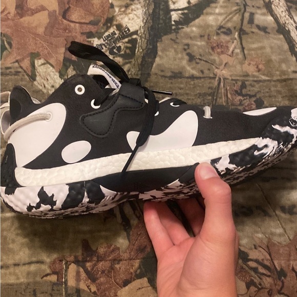 Great basketball shoe, size 8.5.